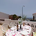 2 Bedroom Cristianos Apartment *
